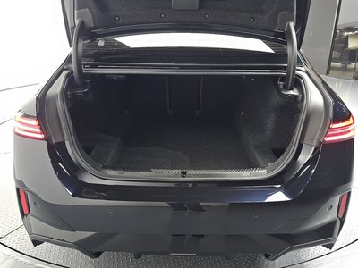 صورة مصغرة 31 لـ 2024 BMW 5 SERIES