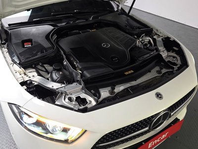 MERCEDES-BENZ CLS - 8