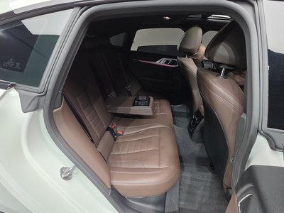 صورة مصغرة 24 لـ 2025 BMW 4 SERIES