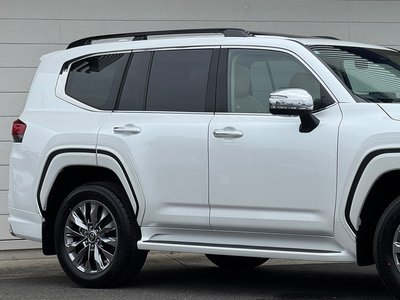 2026 Toyota LAND CRUISER 300 — миниатюра 11