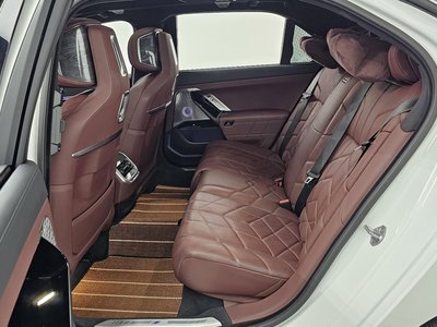صورة مصغرة 12 لـ 2023 BMW I7