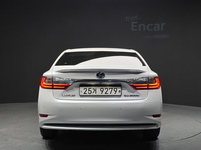 LEXUS ES - 3
