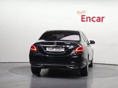 MERCEDES-BENZ C-CLASS - 4