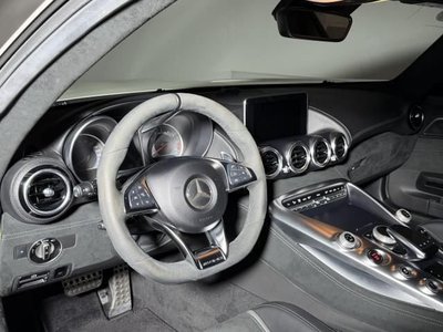صورة 4 لـ 2015 Mercedes-BENZ GT AMG