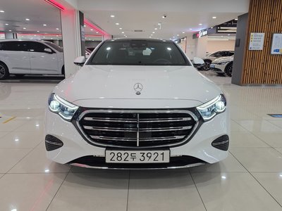 صورة 2 لـ 2025 Mercedes-BENZ E-CLASS