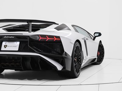 صورة مصغرة 44 لـ 2017 Lamborghini AVENTADOR
