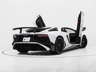 صورة مصغرة 46 لـ 2017 Lamborghini AVENTADOR