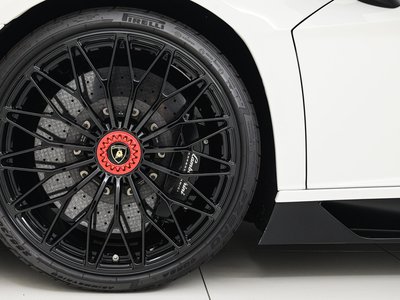 صورة مصغرة 34 لـ 2017 Lamborghini AVENTADOR