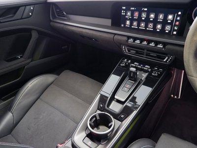 2022 Porsche 911 — миниатюра 36