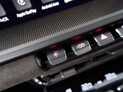 2022 Porsche 911 — миниатюра 40