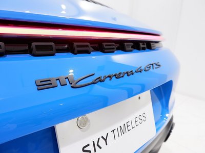 2022 Porsche 911 — миниатюра 21