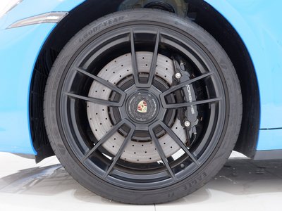 2022 Porsche 911 — миниатюра 26