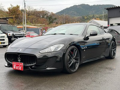 MASERATI GRANTURISMO - 1