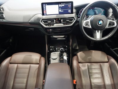 صورة 8 لـ 2023 BMW X4