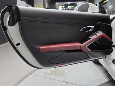 2020 Porsche 718 缩略图 14