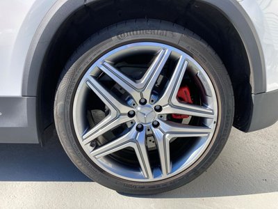 MERCEDES-BENZ GLA - 9