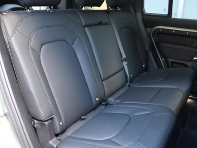 2025 LAND Rover DEFENDER 缩略图 18