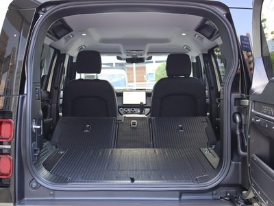 2025 LAND Rover DEFENDER 缩略图 23