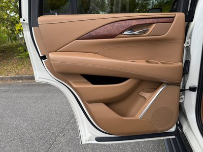 2015 Cadillac ESCALADE thumbnail 59