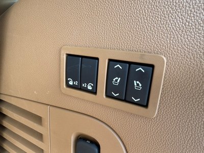 2015 Cadillac ESCALADE thumbnail 47