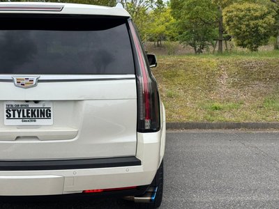 2015 Cadillac ESCALADE thumbnail 16