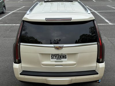 2015 Cadillac ESCALADE thumbnail 23