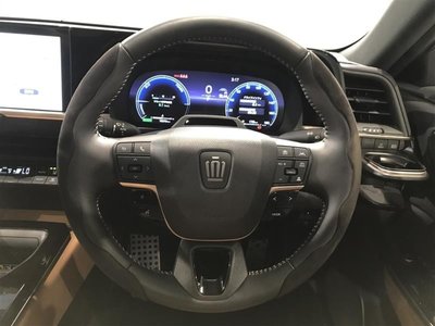 2024 Toyota CROWN SPORT photo 8