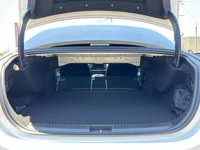 2026 Mercedes-BENZ E-CLASS — миниатюра 35