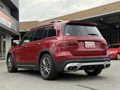 MERCEDES-BENZ GLB - 8