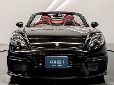 PORSCHE 718 SPYDER - 8