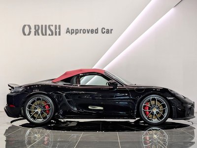 PORSCHE 718 SPYDER - 10
