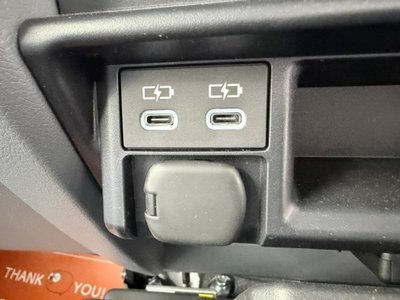 2025 Toyota LAND CRUISER 70 缩略图 18