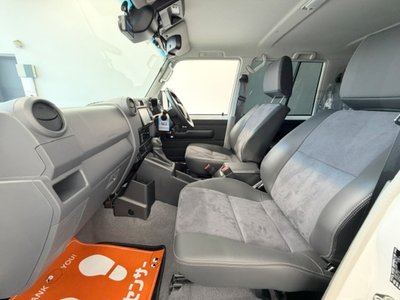 2025 Toyota LAND CRUISER 70 缩略图 29