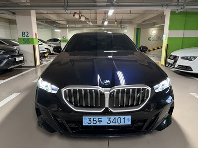 BMW I5 - 1