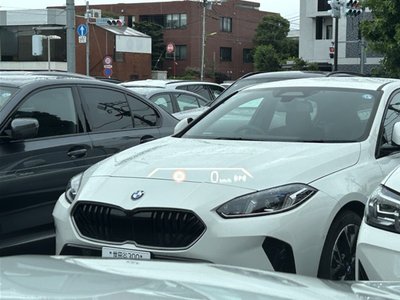 2025 BMW X2 thumbnail 30