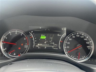 TOYOTA LAND CRUISER 300 - 9