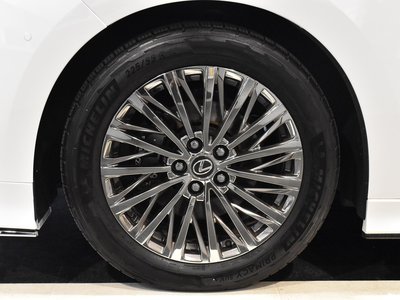 صورة مصغرة 27 لـ 2024 Lexus LM