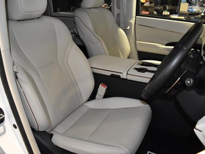 صورة مصغرة 20 لـ 2024 Lexus LM