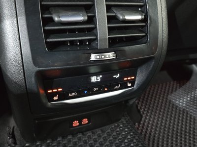 2021 BMW X4 M 缩略图 20