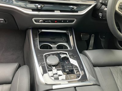 صورة مصغرة 18 لـ 2025 BMW X5