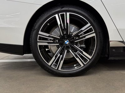 2026 BMW 7 SERIES photo 6