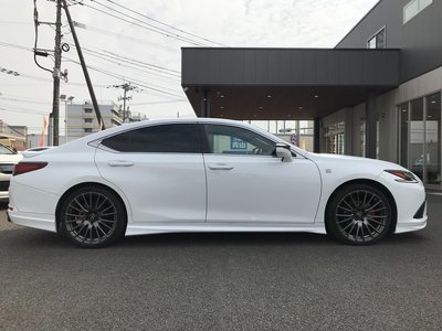 LEXUS ES - 10