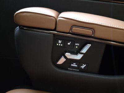 2025 Toyota ALPHARD — миниатюра 19