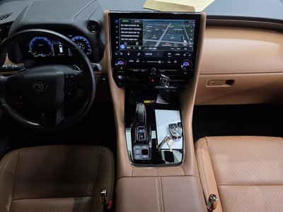 TOYOTA ALPHARD - 5