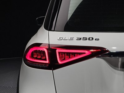 صورة 10 لـ 2021 Mercedes-BENZ GLE