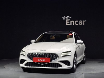 صورة 2 لـ 2021 Genesis THE NEW G70