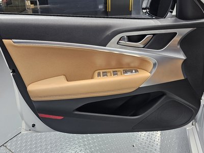 صورة مصغرة 14 لـ 2021 Genesis THE NEW G70