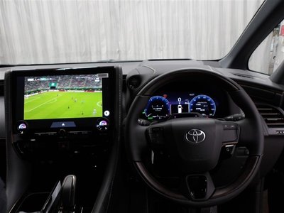 TOYOTA ALPHARD - 4