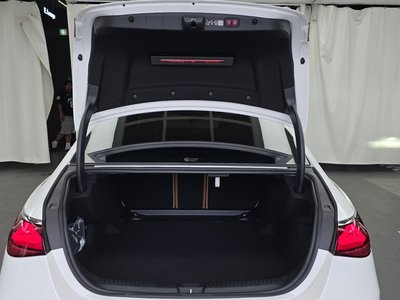 2026 Mercedes-BENZ E-CLASS 缩略图 26