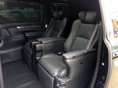 TOYOTA ALPHARD - 10